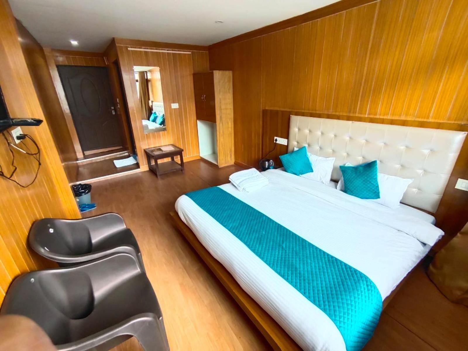 Sleeping Beauty Hotel Moutain View Property Joshīmath المظهر الخارجي الصورة