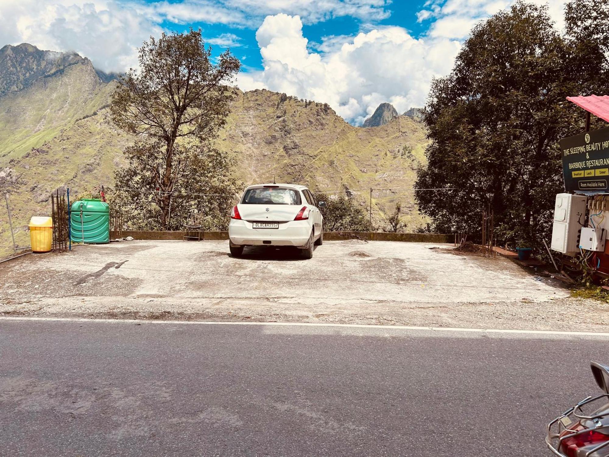 Sleeping Beauty Hotel Moutain View Property Joshīmath المظهر الخارجي الصورة