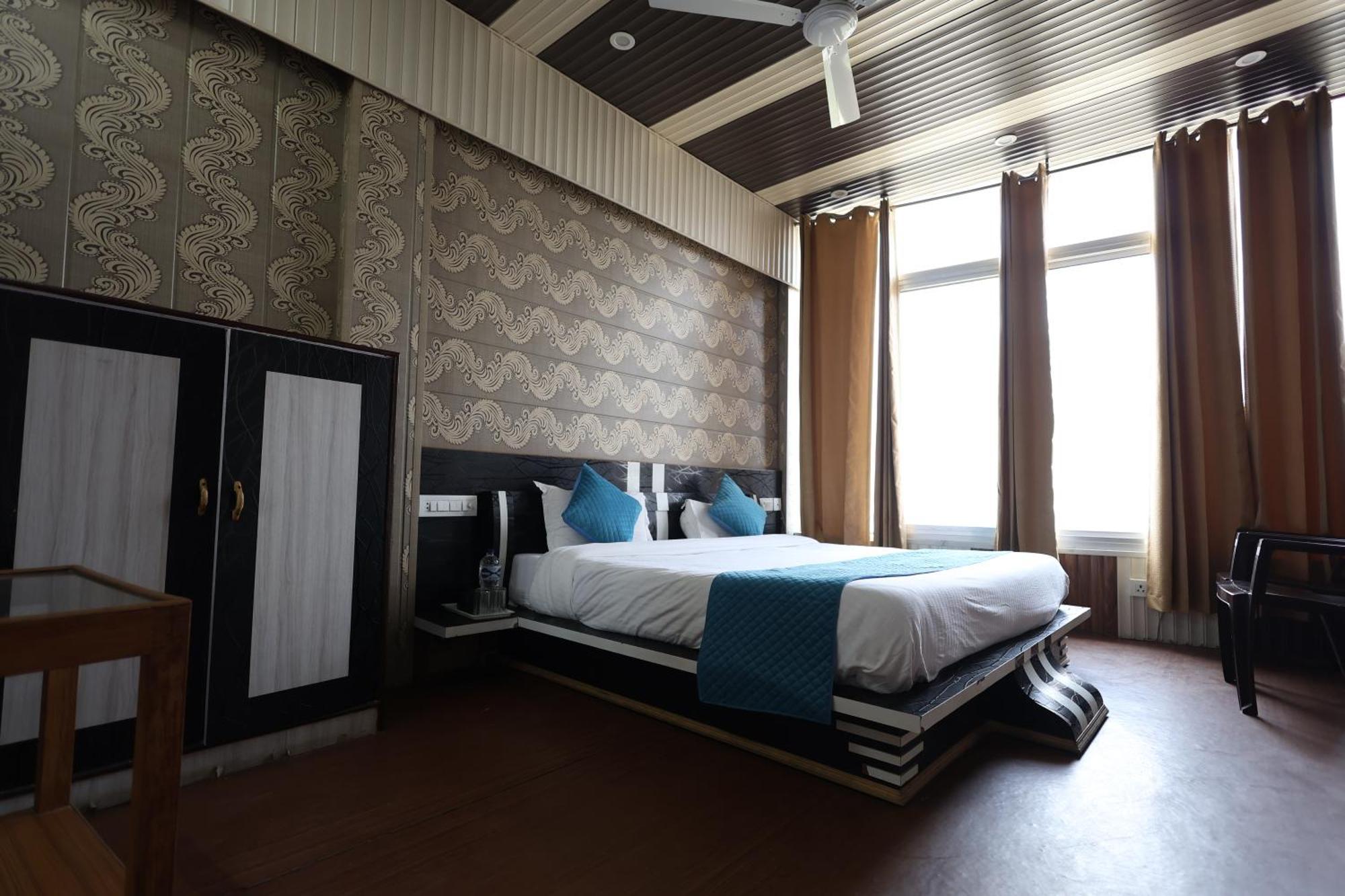 Sleeping Beauty Hotel Moutain View Property Joshīmath المظهر الخارجي الصورة